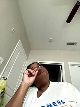 Snapshot of Deshay30 chatting on 21, 9, 2025 Deshay30 online show from 21, 9, 2025