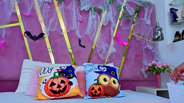 EmmyCortez online show from 18, 10, 2025