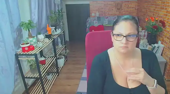 like2knowyou online show from 28, 2, 2025