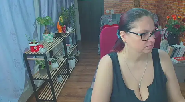 like2knowyou online show from 4, 3, 2025