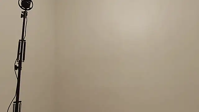 Elise Nyx online show from 3, 10, 2025