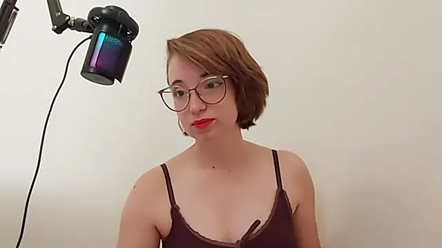 Elise Nyx online show from 3, 10, 2025