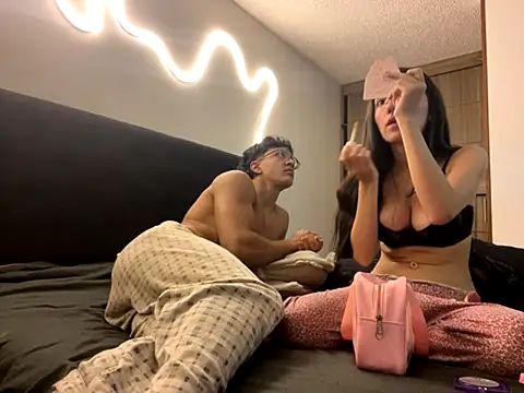 DesireLuxe online show from 12, 10, 2025