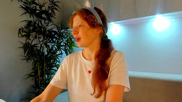 Sandra Wi1son online show from 17, 11, 2025