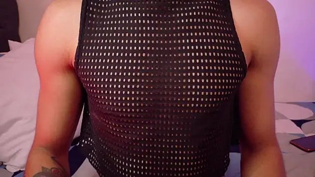 Snapshot of eross_chipre_ chatting on 10, 6, 2026 eross chipre online show from 10, 6, 2026