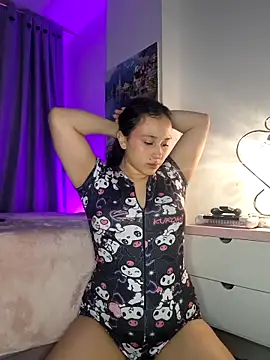 Snapshot of ammy_e chatting on 19, 9, 2025 ammy e online show from 19, 9, 2025