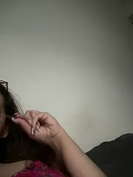 lola  med online show from 23, 2, 2025