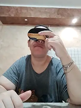 Dolcecurvy online show from 25, 10, 2025