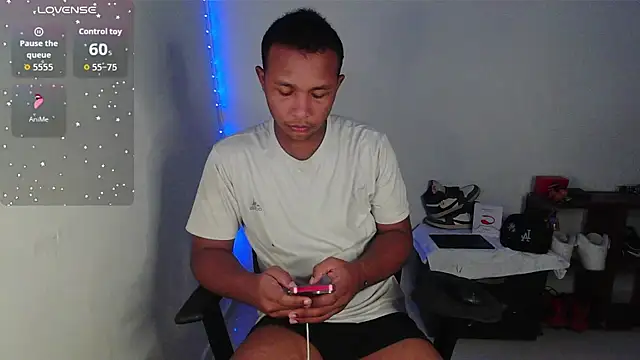 Gooss cum online show from 23, 10, 2025