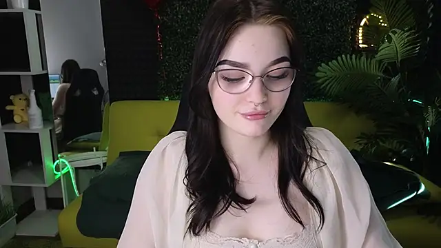 milliedoll online show from 9, 3, 2025