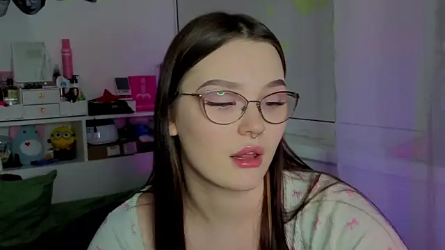 milliedoll online show from 15, 10, 2025