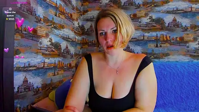 Snapshot of LadyLucky_ chatting on 13, 3, 2025 LadyLucky online show from 13, 3, 2025