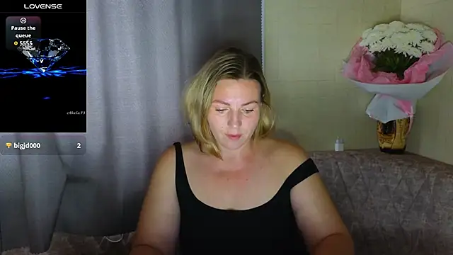 Snapshot of LadyLucky_ chatting on 29, 9, 2025 LadyLucky online show from 29, 9, 2025