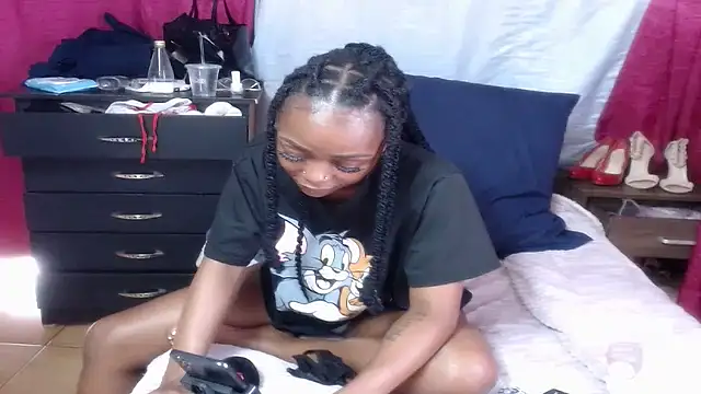 xxTatiannaxx online show from 30, 10, 2025