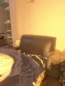 Snapshot of xxTatiannaxx chatting on 8, 7, 2026 xxTatiannaxx online show from 8, 7, 2026