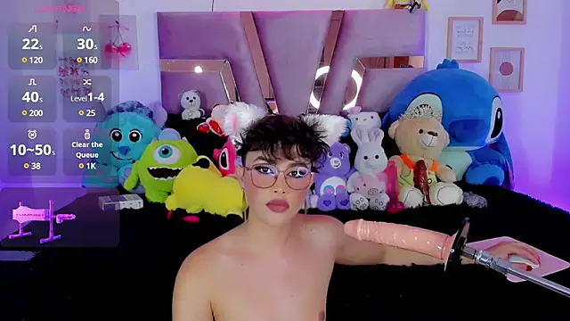 femboy-20 online show from 1, 3, 2025