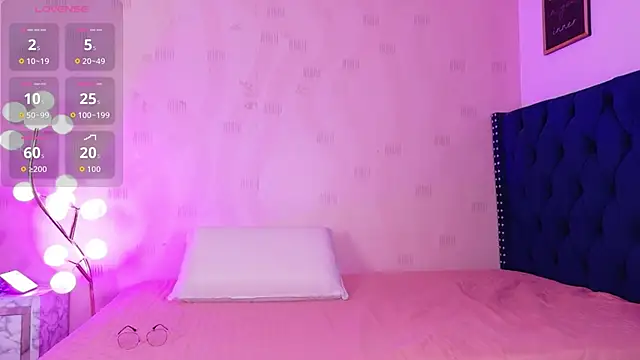 innocenthazel online show from 15, 4, 2026