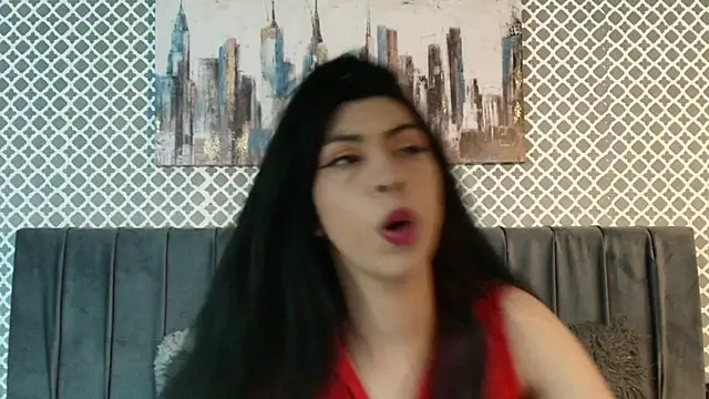 Snapshot of Cassie_bloom chatting on 8, 10, 2025 Cassie bloom online show from 8, 10, 2025