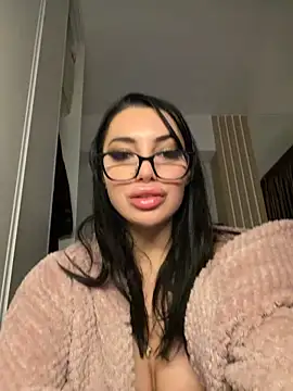 Mia Splash online show from 20, 12, 2025