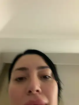 Mia Splash online show from 5, 3, 2026