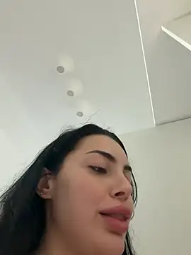 Snapshot of Mia_Splash chatting on 13, 6, 2026 Mia Splash online show from 13, 6, 2026