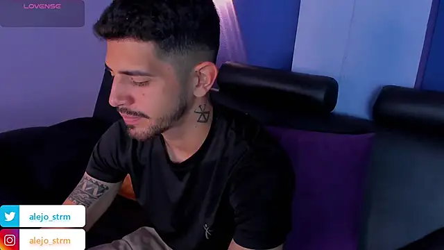 AlejandroStormm online show from 3, 10, 2025