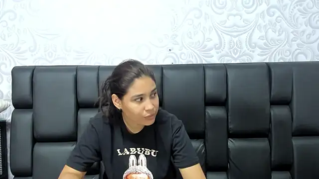 Snapshot of ElizaAndQuisha chatting on 17, 9, 2025 ElizaAndQuisha online show from 17, 9, 2025