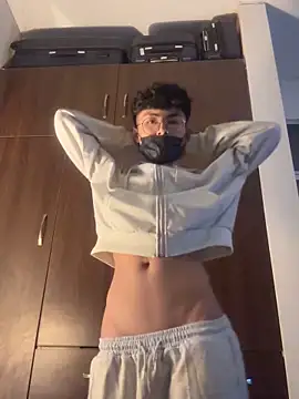 Snapshot of twinkperu18 chatting on 3, 11, 2025 twinkperu18 online show from 3, 11, 2025