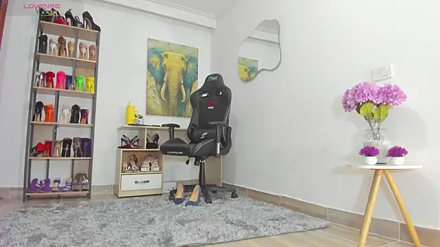 Camillevegas online show from 27, 11, 2025