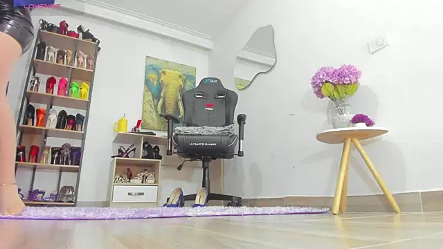 Snapshot of Camillevegas chatting on 17, 12, 2025 Camillevegas online show from 17, 12, 2025