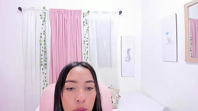 Emma lorense22 online show from 15, 3, 2025