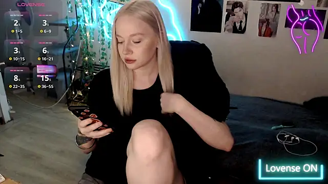 Snapshot of lissallor_ chatting on 21, 3, 2025 lissallor online show from 21, 3, 2025