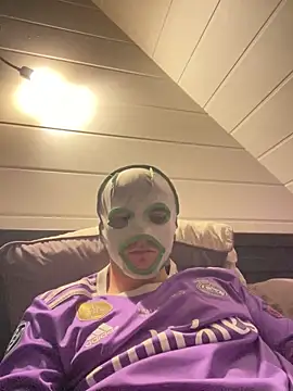 Snapshot of leobarth chatting on 28, 3, 2026 leobarth online show from 28, 3, 2026