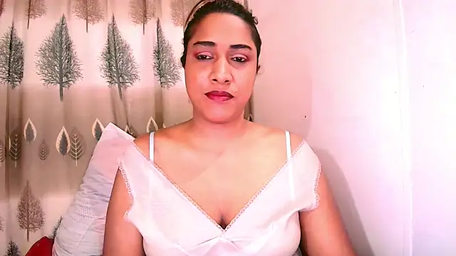 Snapshot of Indian_Erotic69 chatting on 25, 4, 2026 Indian Erotic69 online show from 25, 4, 2026