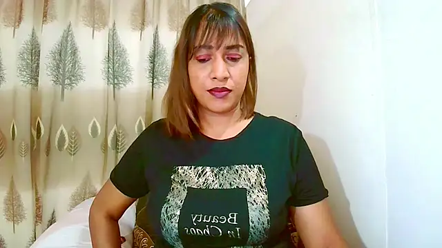 Snapshot of Indian_Erotic69 chatting on 8, 7, 2026 Indian Erotic69 online show from 8, 7, 2026