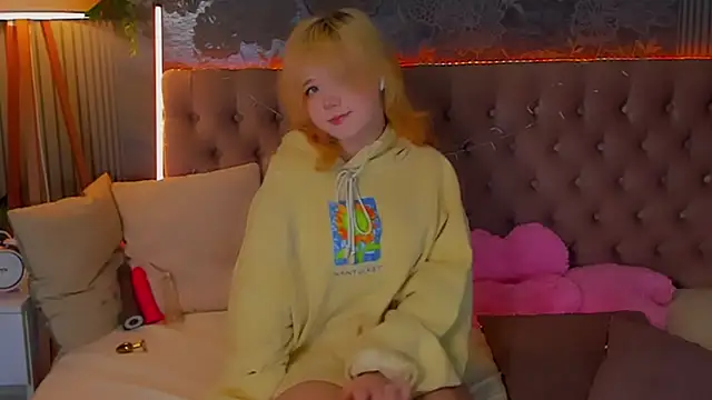 EmilyAngells online show from 13, 2, 2026