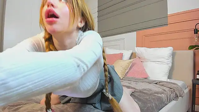  BunnyDollStella  online show from 4, 3, 2025