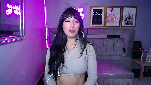 Isabella Collen v online show from 18, 3, 2025