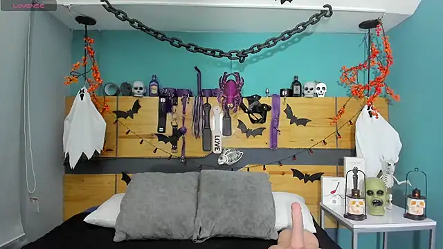 ChloeAllennn online show from 23, 10, 2025