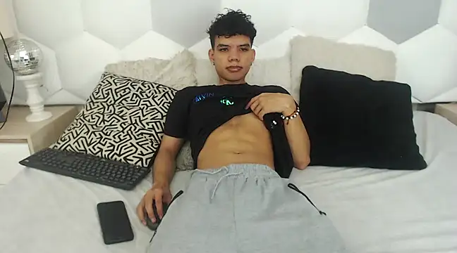 Axel Forte online show from 6, 3, 2025