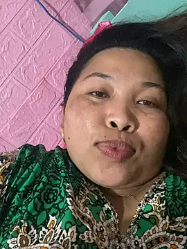 Snapshot of Sweet_fatty18 chatting on 6, 12, 2024 Sweet fatty18 online show from 6, 12, 2024
