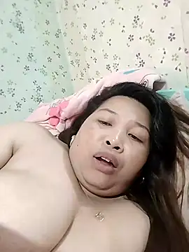 Snapshot of Sweet_fatty18 chatting on 17, 2, 2025 Sweet fatty18 online show from 17, 2, 2025