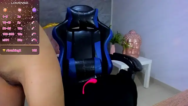 Snapshot of madhison_klain_s chatting on 12, 11, 2025 madhison klain s online show from 12, 11, 2025