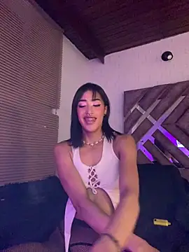 MichelleDiaz Pink online show from 25, 9, 2025