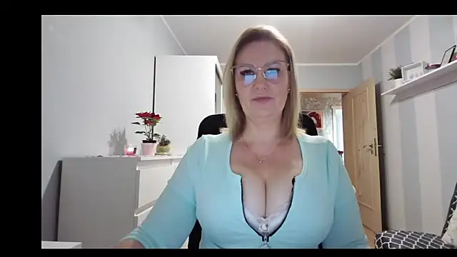 DianaLive online show from 19, 12, 2025