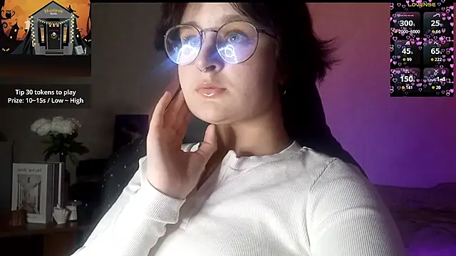 Snapshot of Sonya_mikki chatting on 29, 10, 2025 Sonya mikki online show from 29, 10, 2025