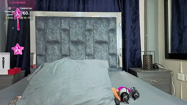 Effie cooper online show from 14, 10, 2025