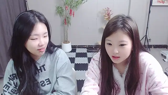 Snapshot of Facai55555 chatting on 27, 2, 2025 Facai55555 online show from 27, 2, 2025