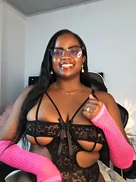 Snapshot of ValerieBlakee chatting on 23, 5, 2026 ValerieBlakee online show from 23, 5, 2026