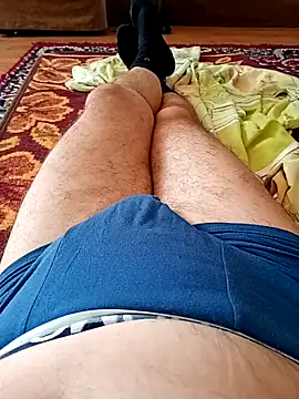 Snapshot of Vali1969 chatting on 31, 10, 2025 Vali1969 online show from 31, 10, 2025